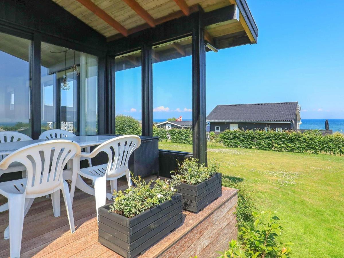 6 Person Holiday Home In Hesselager Exterior photo